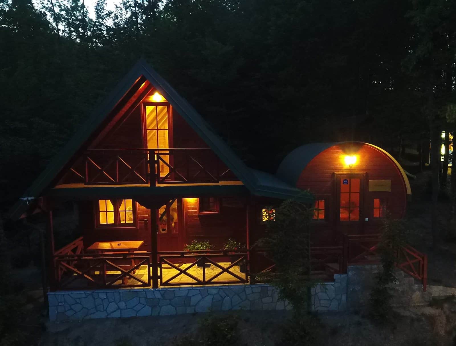 Zlatna Brvnara Dobar Pogled - fotografija